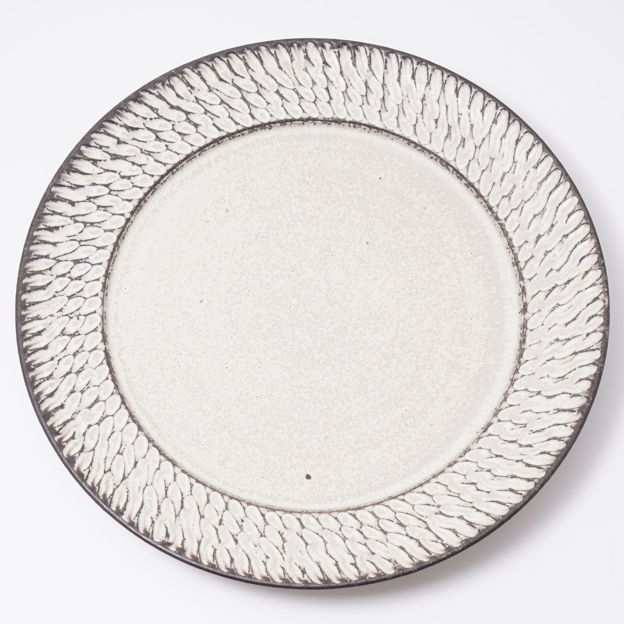 しのぎリム平皿 8寸